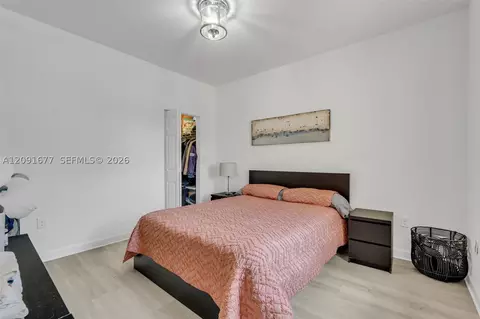 Bedroom - 3309 W 91st Ter, Hialeah, FL 33018 photo 2 of 5