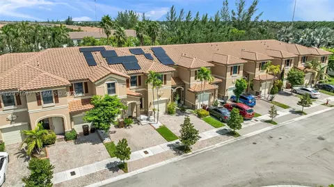 View/Area - 3309 W 91st Ter, Hialeah, FL 33018 photo 2 of 12