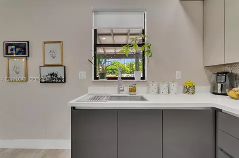 Kitchen - 3309 W 91st Ter, Hialeah, FL 33018 photo 3 of 6