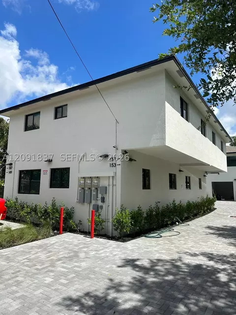 147 NW 61st St, Miami, FL 33127