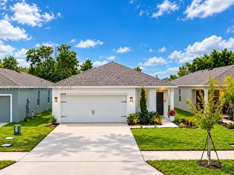 5539 Maddie Dr, Haines City, FL 33844