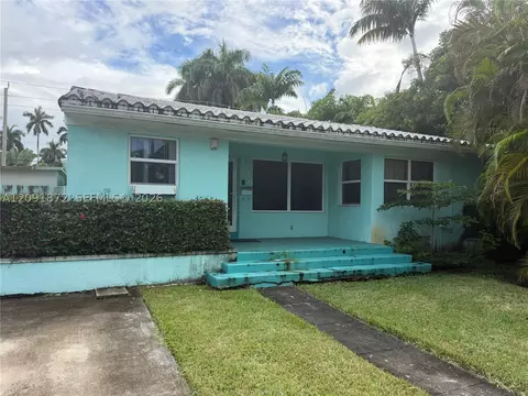 1146 Polk St, Hollywood, FL 33019