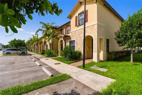 Other - 10496 W 33rd Ln, Hialeah, FL 33018 photo 1 of 9