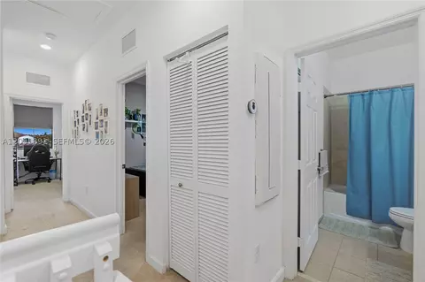 Entry Way - 10496 W 33rd Ln, Hialeah, FL 33018 photo 3 of 3