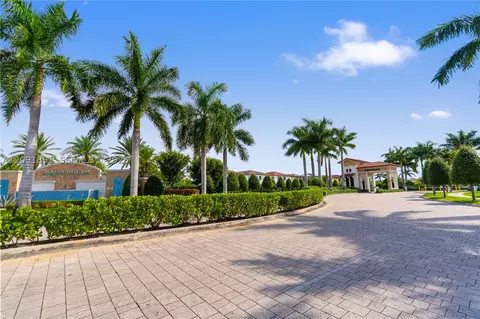 View/Area - 10496 W 33rd Ln, Hialeah, FL 33018 photo 1 of 8
