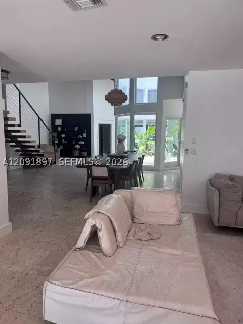 Other - Undisclosed, Surfside, FL 33154 photo 9 of 10