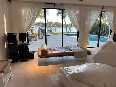 Living - Undisclosed, Surfside, FL 33154 photo 3 of 4