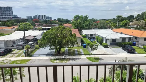 2441 SW 31st Ave #207, Miami, FL 33145