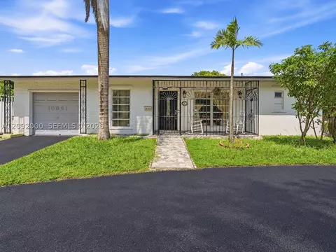10321 Fairway Heights Blvd, Miami, FL 33157