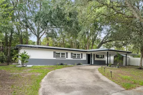 2830 NE 16th Ter, Gainesville, FL 32609