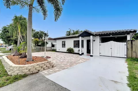332 NW 45th St, Fort Lauderdale, FL 33309