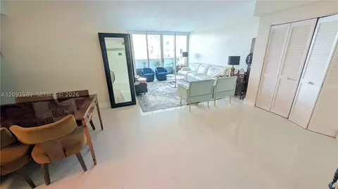 7501 E Treasure Dr #2M, North Bay Village, FL 33141