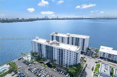 7501 E Treasure Dr #2M, North Bay Village, FL 33141