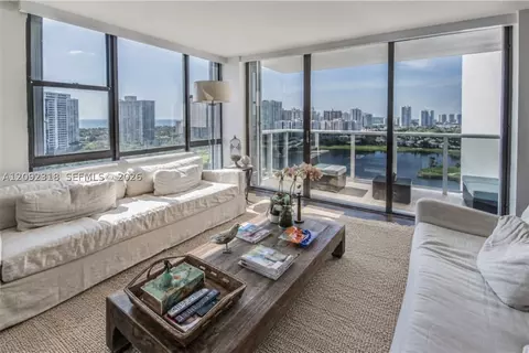 3625 N Country Club Dr #2003, Aventura, FL 33180