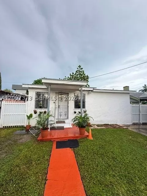 201 SW 30th Ave, Miami, FL 33135