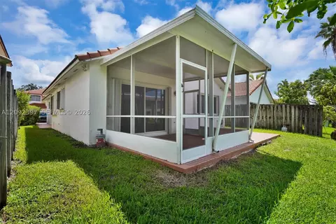 Exterior - 127 Danielle Ct, Weston, FL 33326 photo 4 of 5