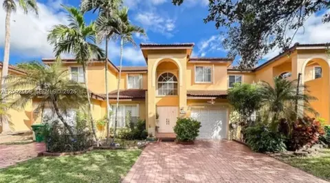 14015 N Forest Oak Cir, Davie, FL 33325