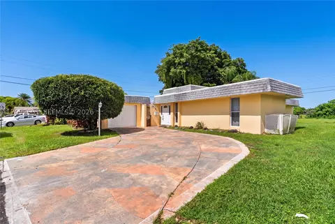 5405 Bayberry Ln, Tamarac, FL 33319