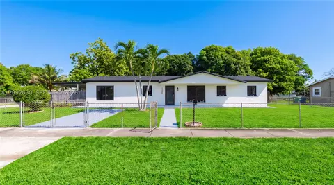 3355 NW 180th St, Miami Gardens, FL 33056