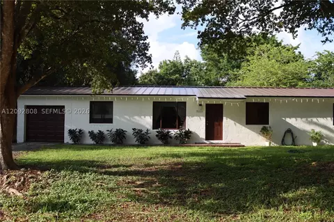 16401 SW 293rd St, Homestead, FL 33033