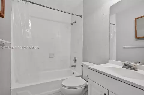 Bath - 275 W 68th St #106, Hialeah, FL 33014 photo 1 of 6