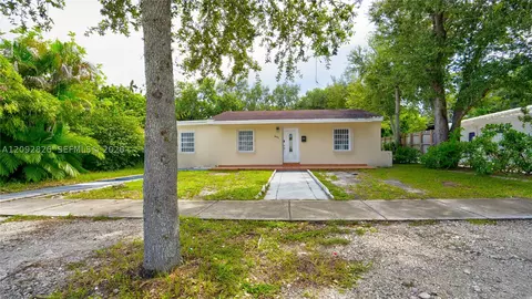 641 SW 62nd Ave, Miami, FL 33144