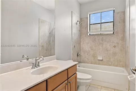 Bath - 3414 Allegra Cir, Saint Cloud, FL 34772 photo 3 of 5