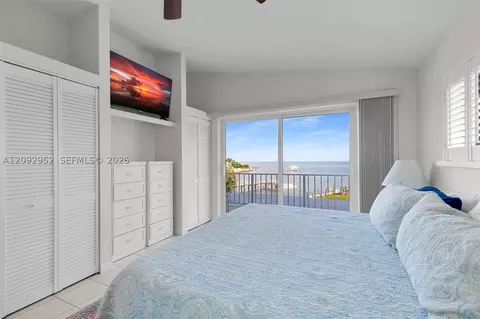 Bedroom - 355 Stirrup Key Blvd, Marathon, FL 33050 photo 12 of 13