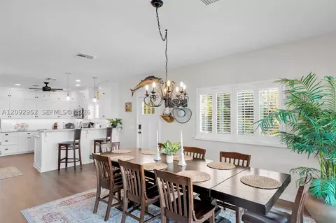 Dining - 355 Stirrup Key Blvd, Marathon, FL 33050 photo 1 of 4