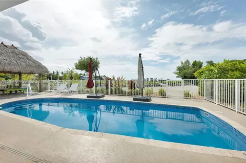 Exterior - 355 Stirrup Key Blvd, Marathon, FL 33050 photo 13 of 13
