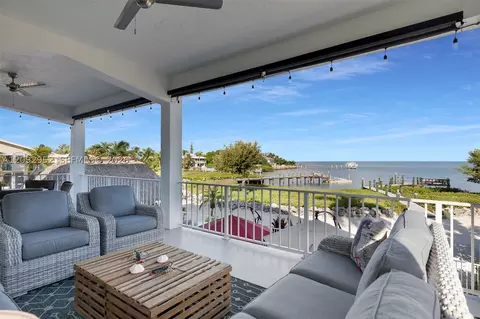 Exterior - 355 Stirrup Key Blvd, Marathon, FL 33050 photo 1 of 13