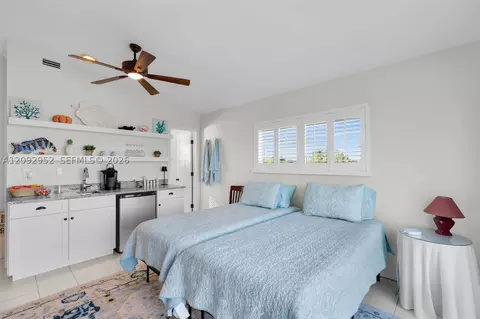 Bedroom - 355 Stirrup Key Blvd, Marathon, FL 33050 photo 9 of 13