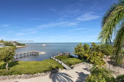 View/Area - 355 Stirrup Key Blvd, Marathon, FL 33050 photo 1 of 11