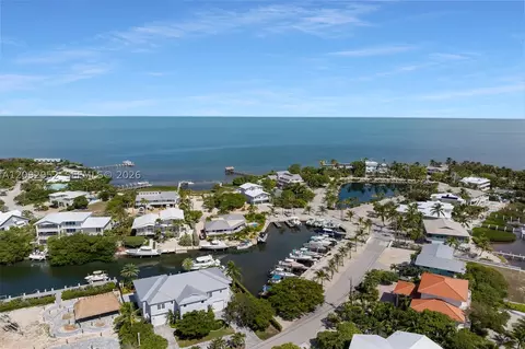 View/Area - 355 Stirrup Key Blvd, Marathon, FL 33050 photo 3 of 11