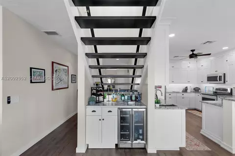 Entry Way - 355 Stirrup Key Blvd, Marathon, FL 33050 photo 1 of 3