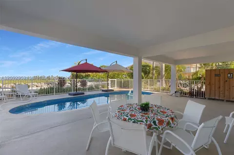 Exterior - 355 Stirrup Key Blvd, Marathon, FL 33050 photo 6 of 13