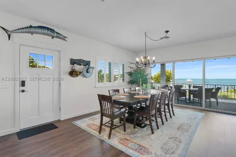 Dining - 355 Stirrup Key Blvd, Marathon, FL 33050 photo 2 of 4
