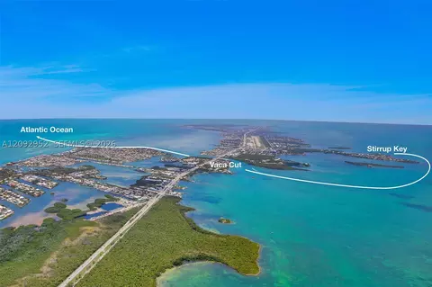 View/Area - 355 Stirrup Key Blvd, Marathon, FL 33050 photo 2 of 11