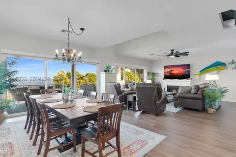 Dining - 355 Stirrup Key Blvd, Marathon, FL 33050 photo 3 of 4