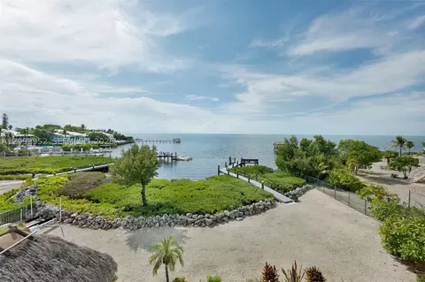 View/Area - 355 Stirrup Key Blvd, Marathon, FL 33050 photo 9 of 11
