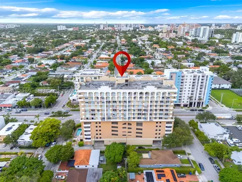View/Area - 2425 SW 27th Ave #704, Miami, FL 33145 photo 5 of 6