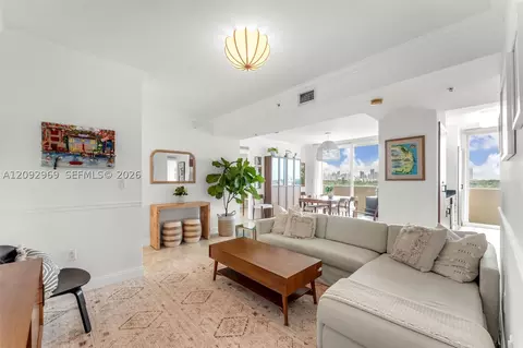 2425 SW 27th Ave #704, Miami, FL 33145