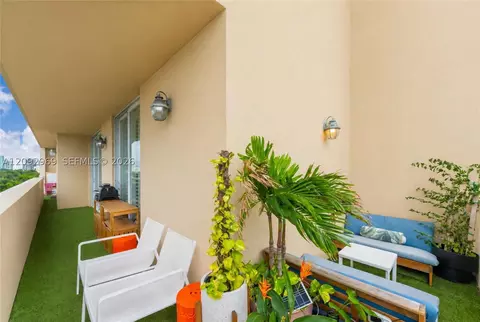 Exterior - 2425 SW 27th Ave #704, Miami, FL 33145 photo 1 of 5