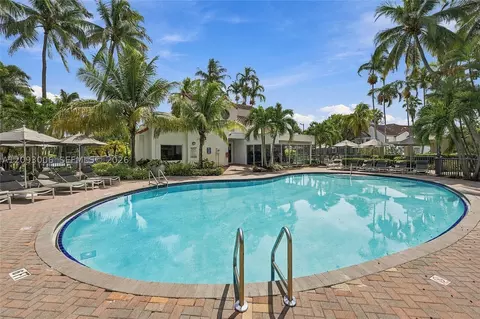 Exterior - 1301 SE 5th Ct, Dania Beach, FL 33004 photo 9 of 10