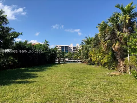 9480 Bay Dr, Surfside, FL 33154 photo 6