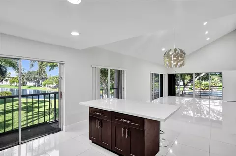 7581 NW 86th Ter #201, Tamarac, FL 33321