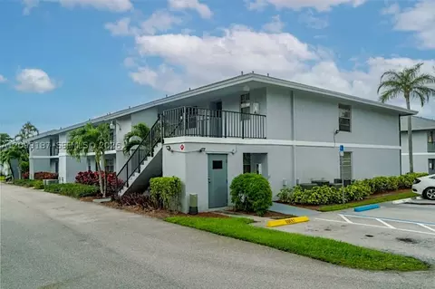 905 Southridge Rd #104C, Delray Beach, FL 33444