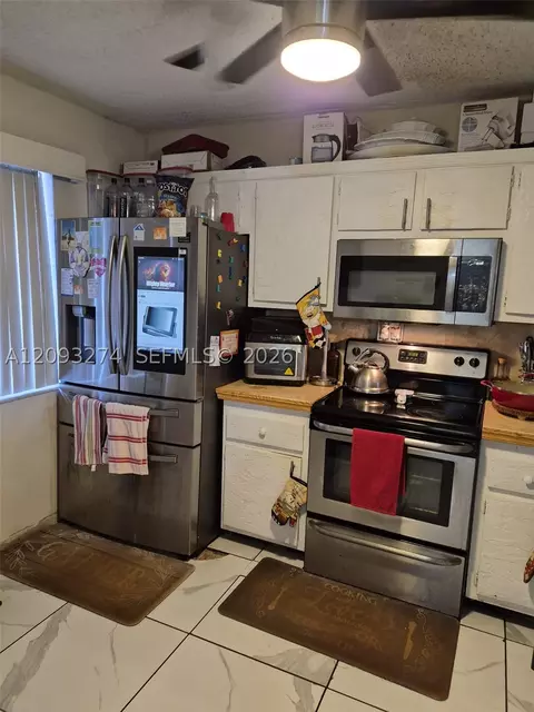Kitchen - 8010 Hampton Blvd #301, North Lauderdale, FL 33068 photo 1 of 3