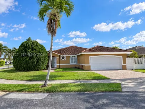7851 SW 163rd Pl, Miami, FL 33193