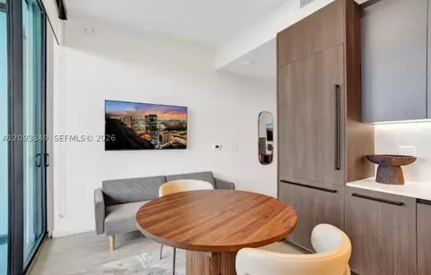 580 72nd St #1905, Miami Beach, FL 33141